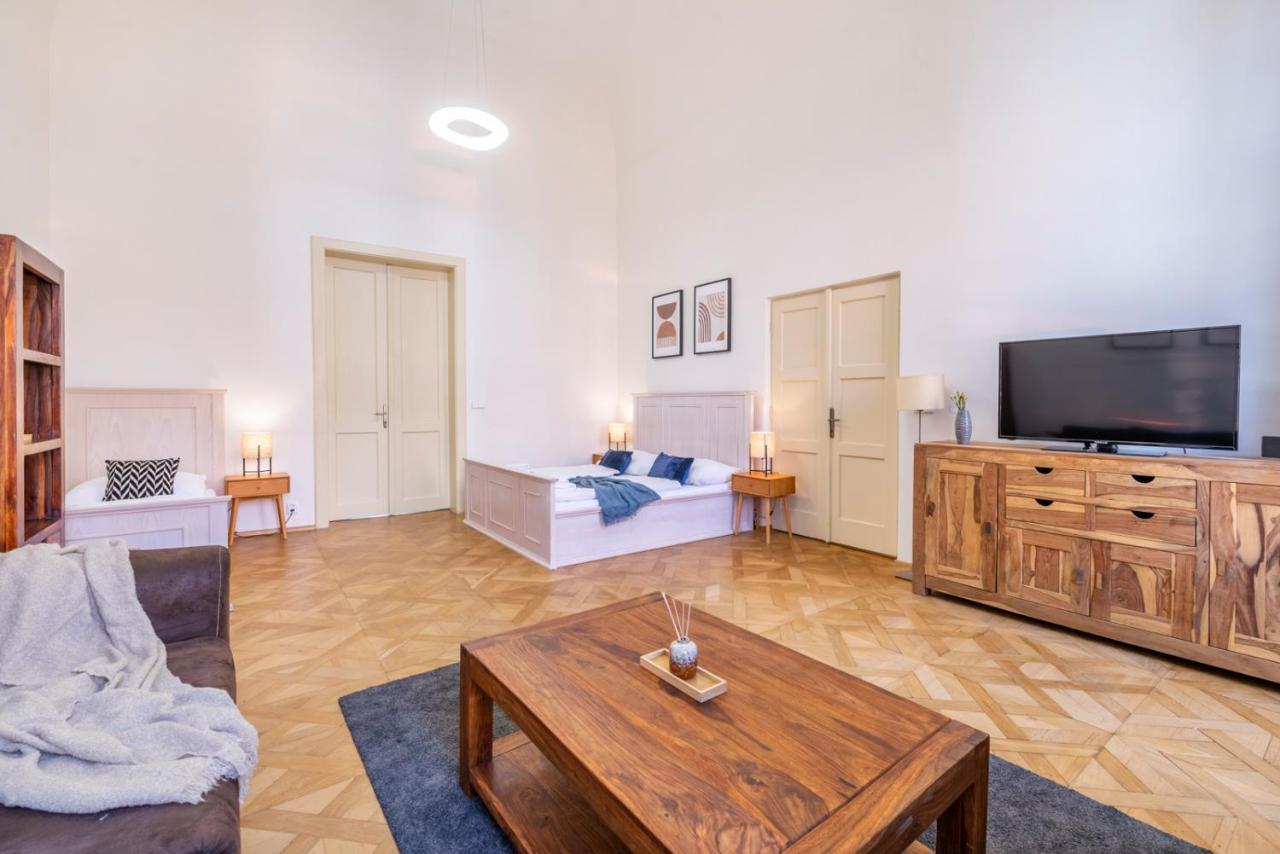 Celetna - Old Town Residence, Prague